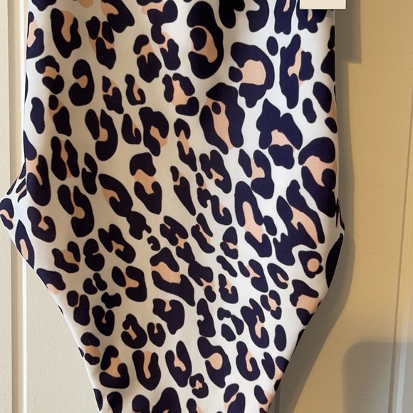 Moonstone swimsuit - Picture 5 of 8